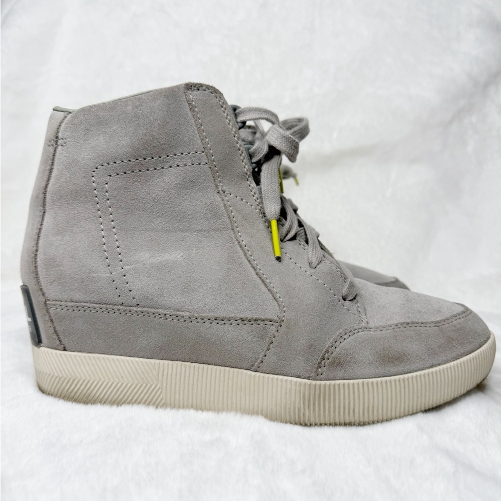 Sorel Out and About Wedge Booties 7.5